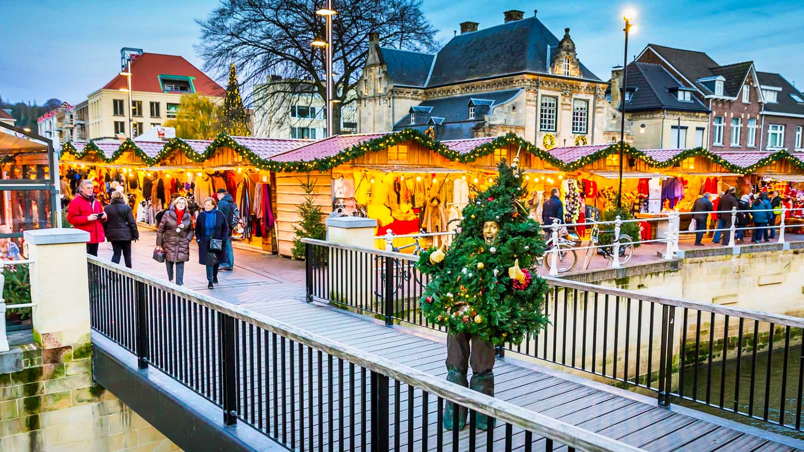 Valkenburg inclusief Toegang tot de Gemeentegrot foto 1