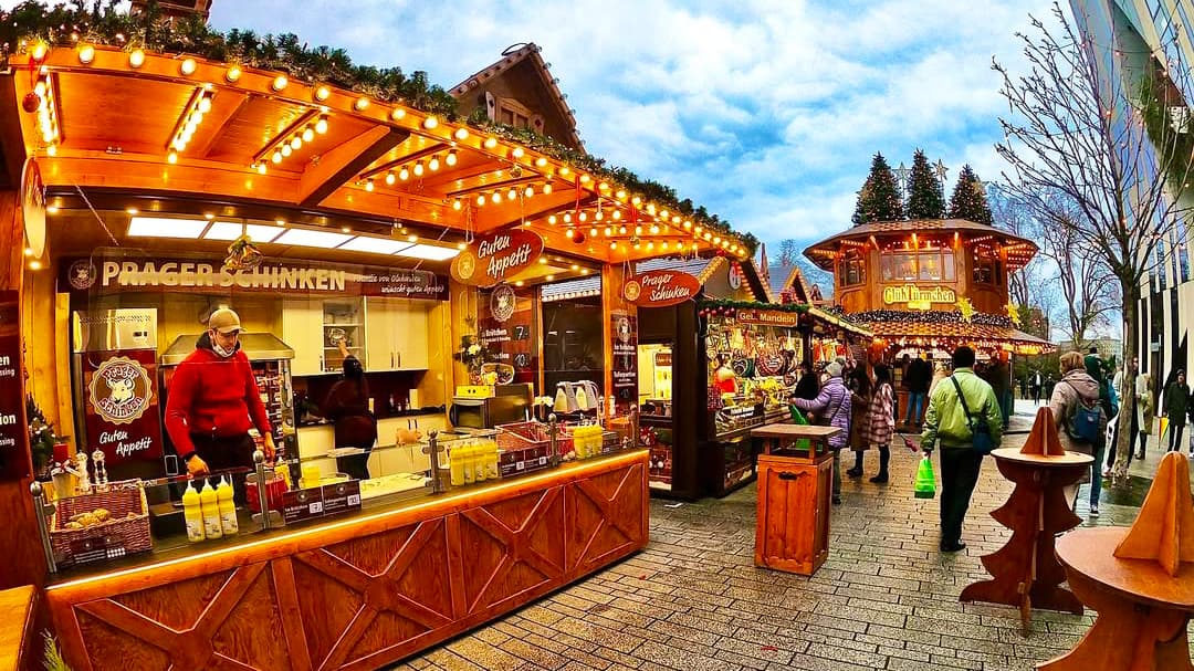 Geniet van de feestelijke kerstmarkten in Düsseldorf foto 2