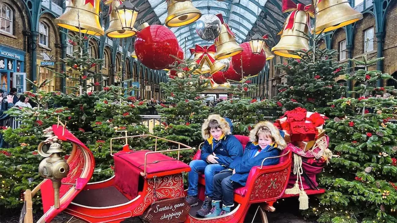Geniet van de magische kerstsfeer in Londen foto 3